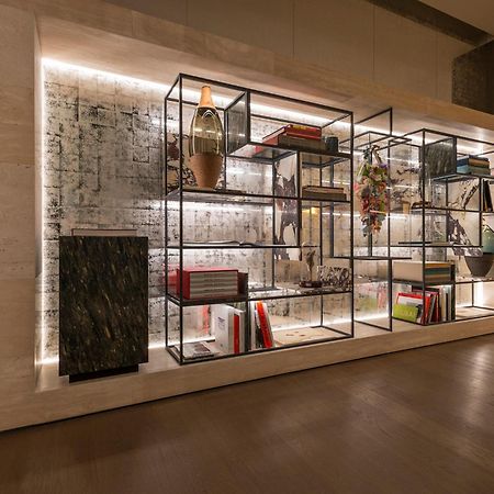 Fendi Private Suites - Small Luxury Hotels Of The World Rom Exterior foto