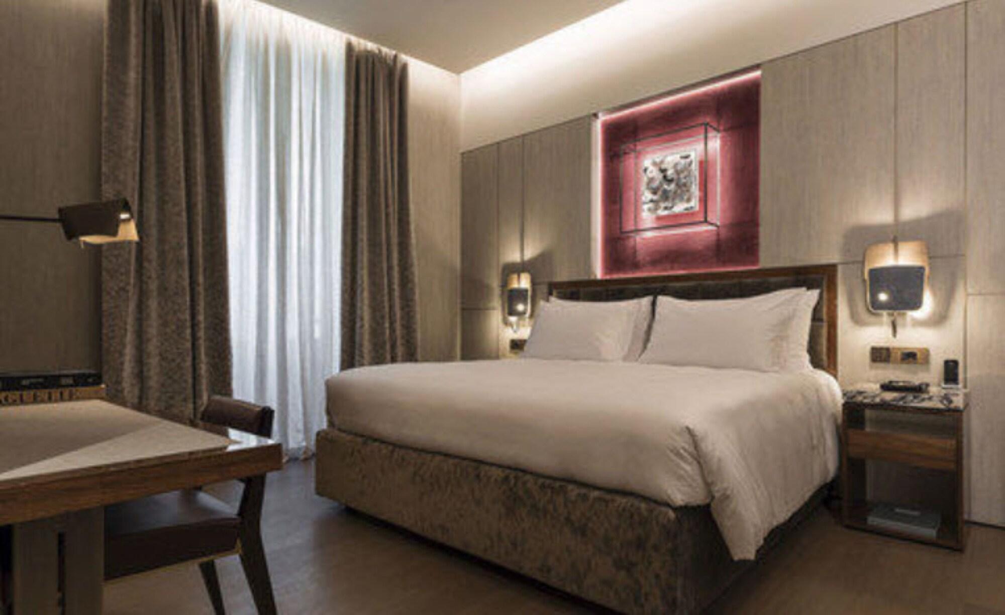 Fendi Private Suites - Small Luxury Hotels Of The World Rom Exterior foto